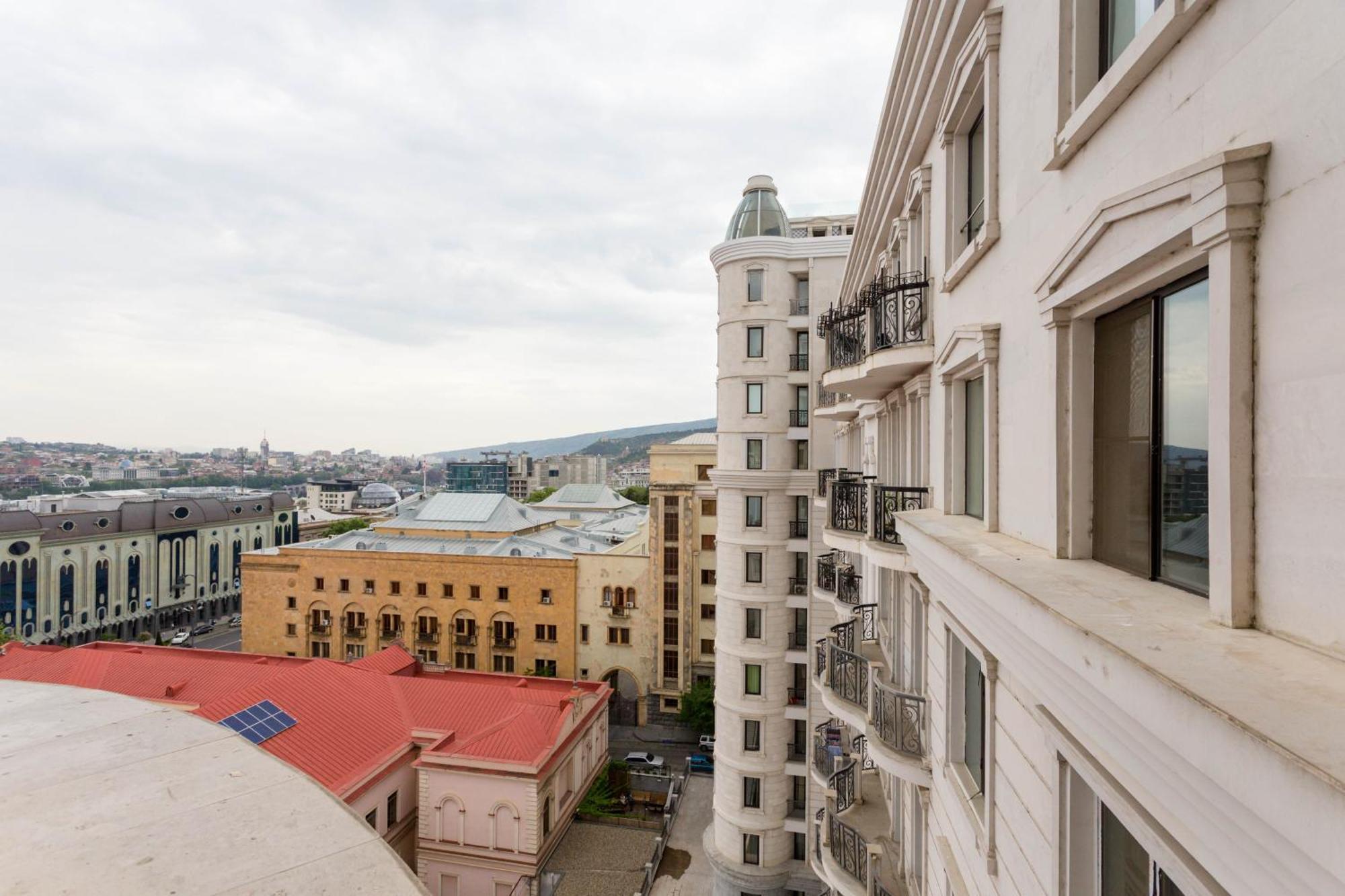 City Luxury Apartment L Tbilisi Exteriör bild