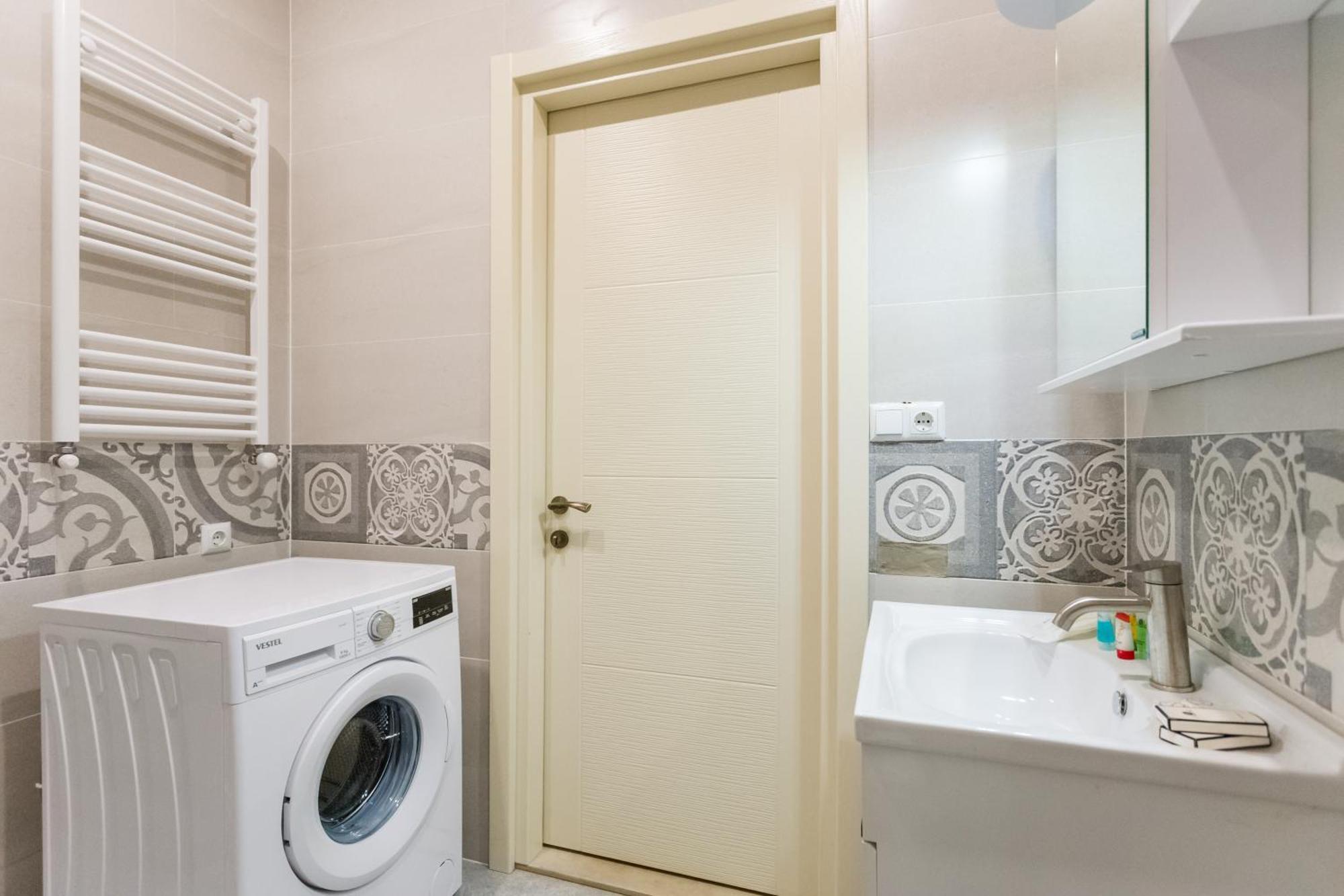 City Luxury Apartment L Tbilisi Exteriör bild
