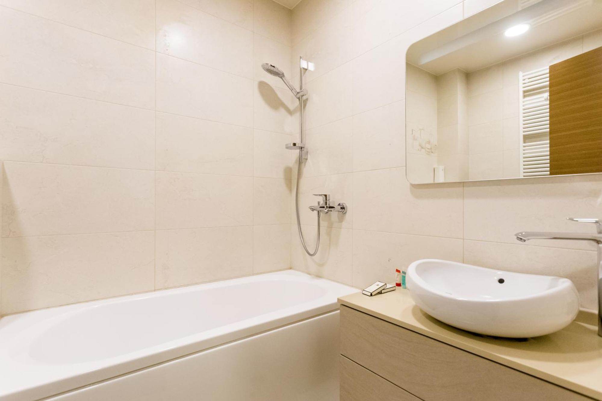 City Luxury Apartment L Tbilisi Exteriör bild