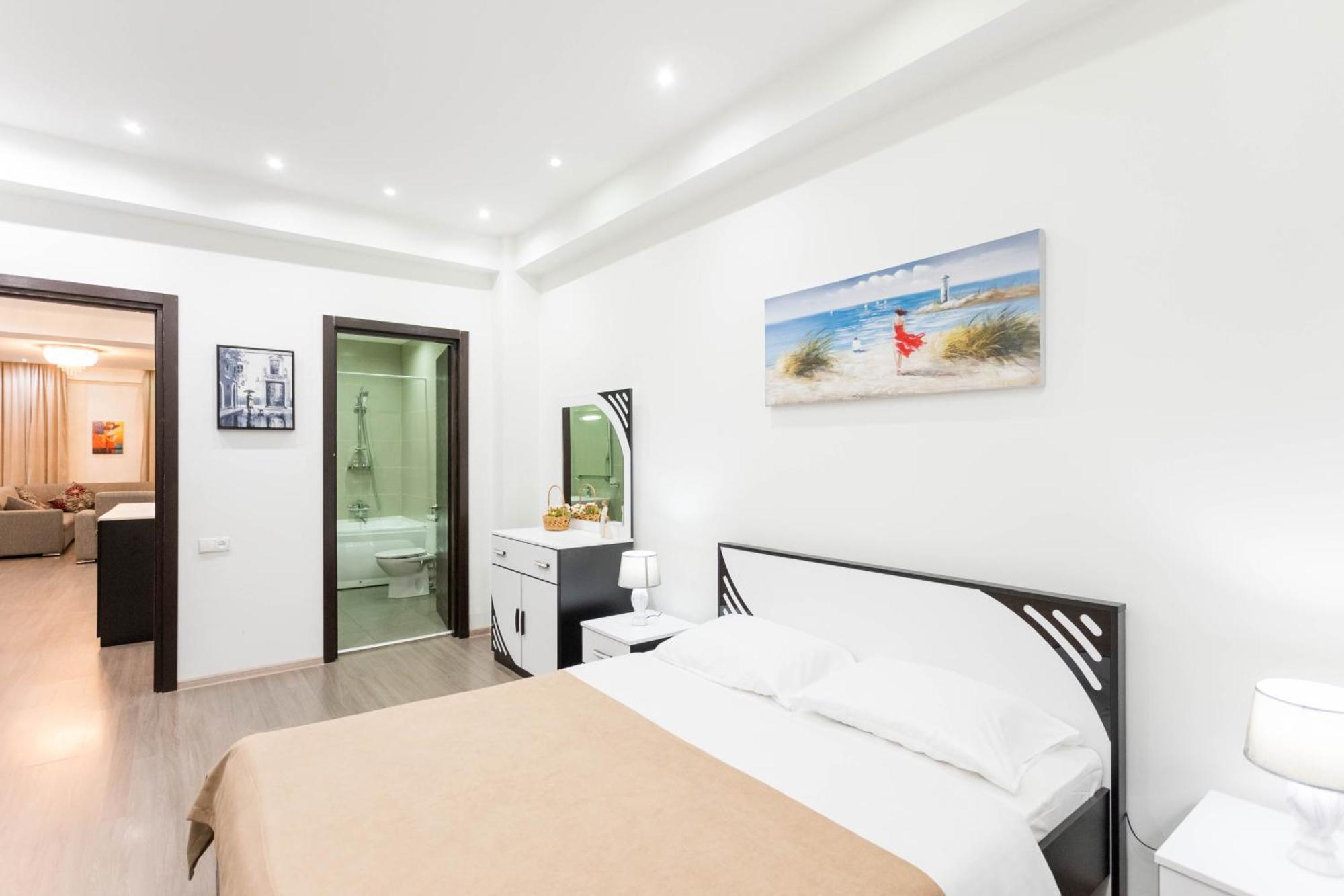City Luxury Apartment L Tbilisi Exteriör bild