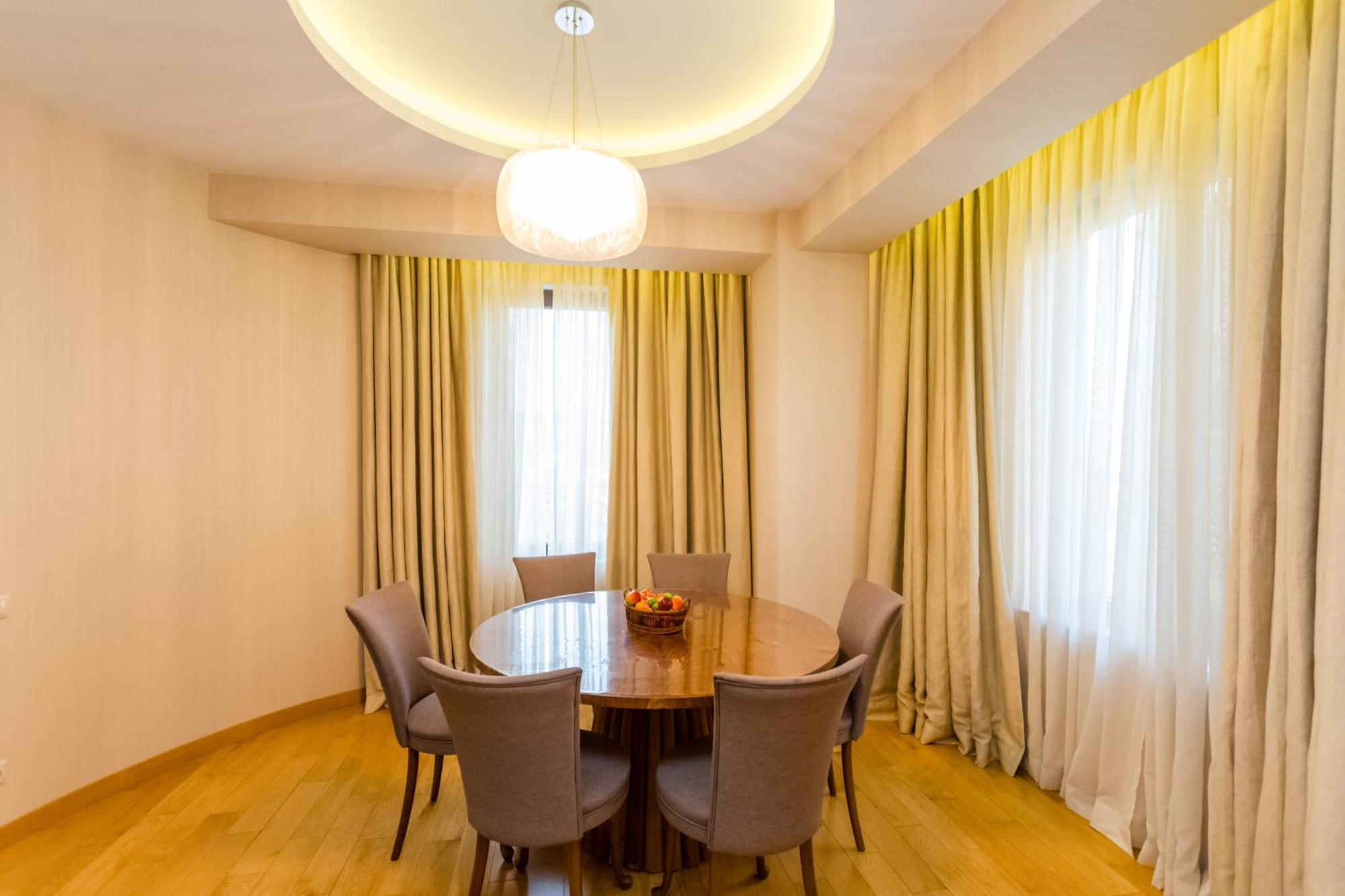 City Luxury Apartment L Tbilisi Exteriör bild